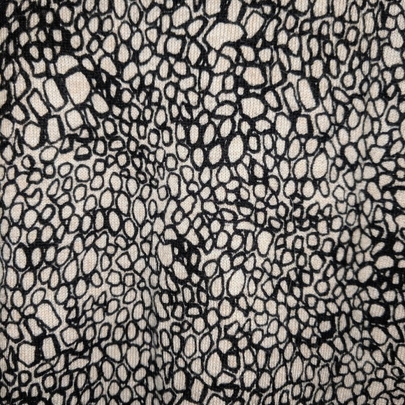 Dana Buchman tan & black printed sweater sz small - Picture 5 of 8